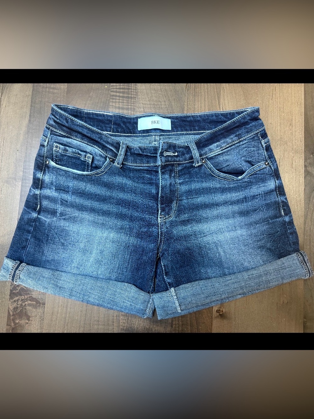 BKE Women's Dark Blue Rolled Cuff Jean Shorts, size 27